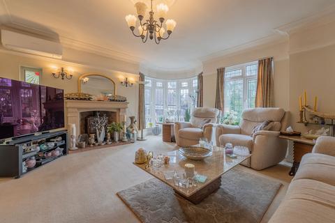 5 bedroom detached house for sale, Wigston Road, Leicester LE2