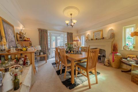 5 bedroom detached house for sale, Wigston Road, Leicester LE2