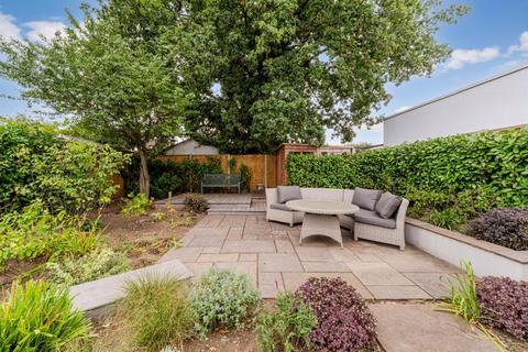 undefined, Motspur Park, New Malden, KT3