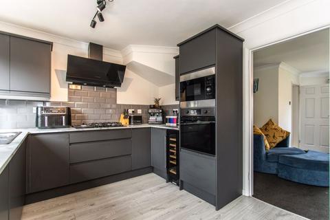 3 bedroom end of terrace house for sale, Sandridge, Crowborough