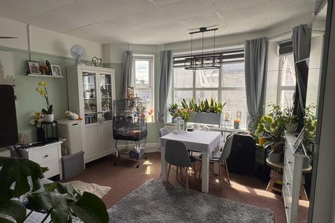 undefined, Torquay TQ2