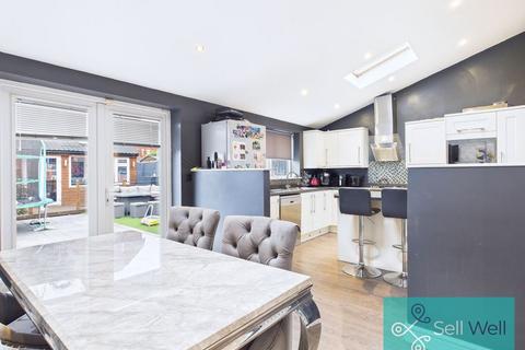 3 bedroom semi-detached house for sale, Whitegate Drive, Salford M5