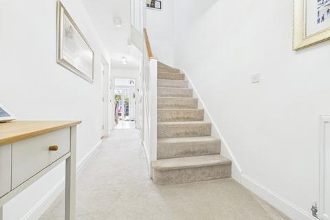 undefined, Fairstone, Newbury, Berkshire, RG14
