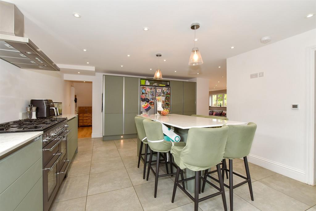Kitchen/Breakfast Room
