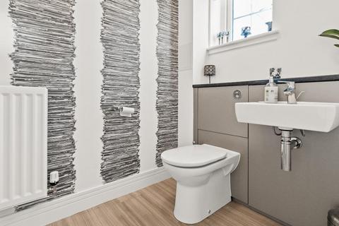 undefined, Kinnaird, Larbert FK2