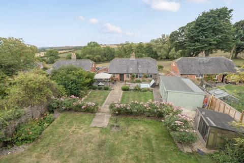 3 bedroom cottage for sale, The Terrace, Greetham, Horncastle