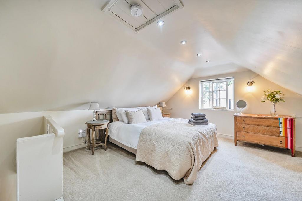 BEDROOM TWO.jpg