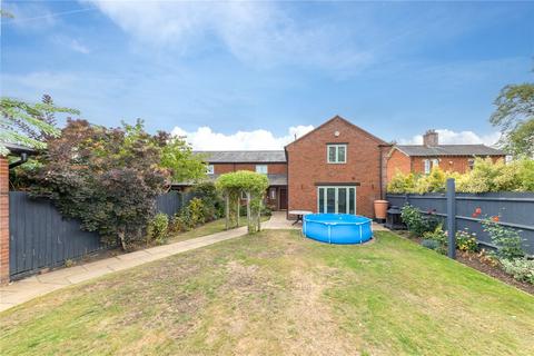 4 bedroom barn conversion for sale, Glen Fields, Newport Pagnell, Buckinghamshire, MK16