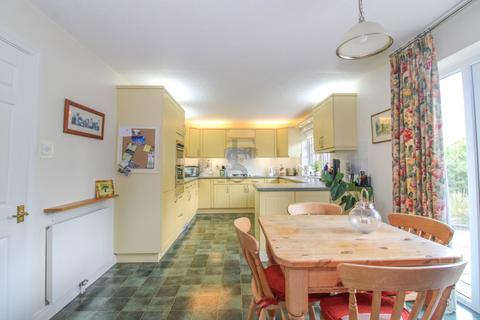 3 bedroom detached bungalow for sale, Lakeside Court, Thurnby Village