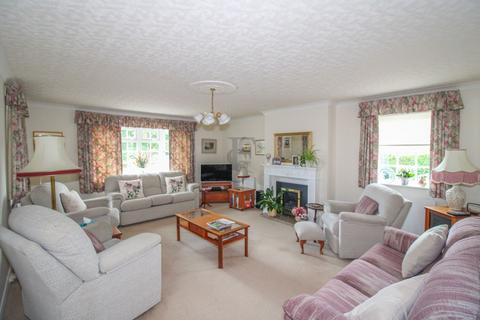 3 bedroom detached bungalow for sale, Lakeside Court, Thurnby Village