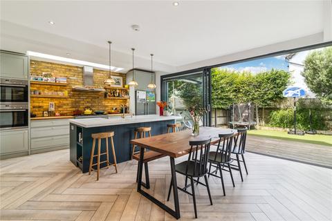 4 bedroom end of terrace house for sale, Burntwood Lane, SW17