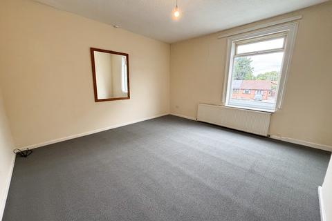 3 bedroom flat to rent, Bredbury, Stockport SK6