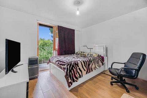 1 bedroom flat for sale, Stanbury Road, London, SE15