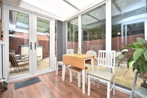 undefined, High Bank Close, Leeds, West Yorkshire