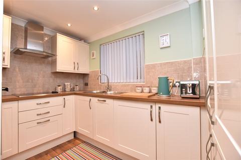 undefined, High Bank Close, Leeds, West Yorkshire