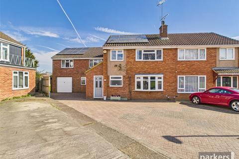 34 Caldbeck Drive, Woodley, Reading, RG5 4LA