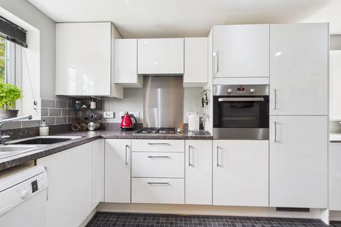 3 bedroom semi-detached house for sale, Ernest Fitches Way, Littlehampton, BN17 7EP