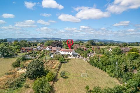 4 bedroom cottage for sale, Bayton, Worcestershire, DY14