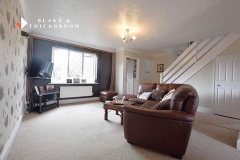 1 Ashtead Close, Clacton-on-sea, CO16 8YZ