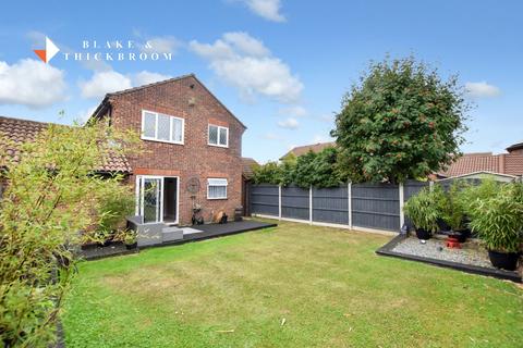 3 bedroom detached house for sale, Ashtead Close, Clacton-on-Sea