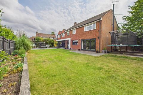 4 bedroom detached house for sale, Bridleway, Weston Turville HP22