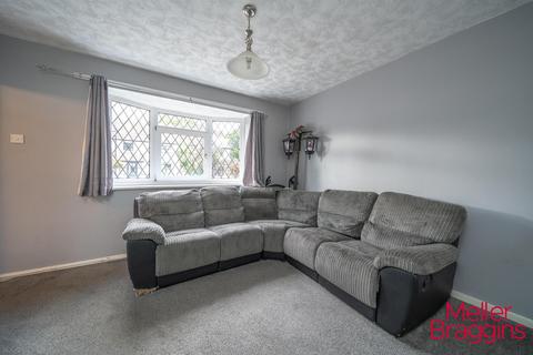 undefined, Woodlands Crescent, High Legh