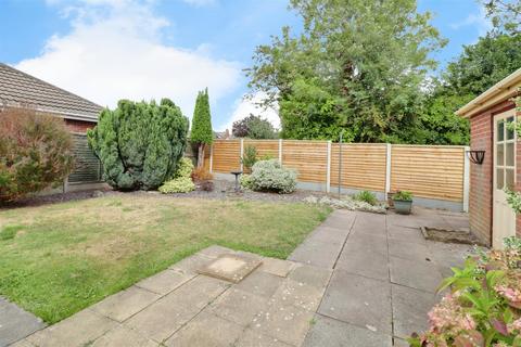 2 bedroom detached bungalow for sale, Cloverfields, Haslington