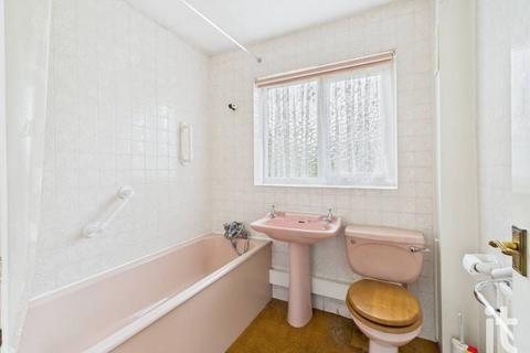 3 bedroom detached bungalow for sale, Chatsworth Road, High Lane, Stockport, SK6
