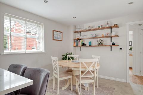 9 Barley Meadows, Inkberrow, Worcester, WR7 4DR