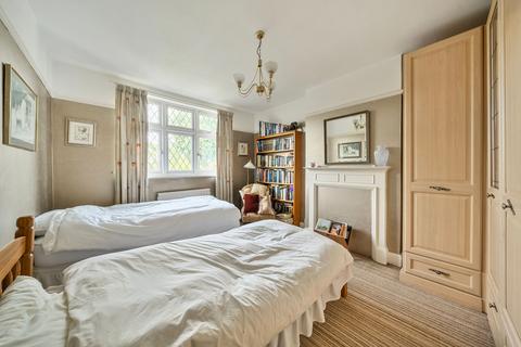 4 bedroom semi-detached house for sale, Dysart Avenue, Kingston Upon Thames, KT2