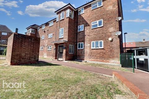 Kingsbridge Road, Harold Hill