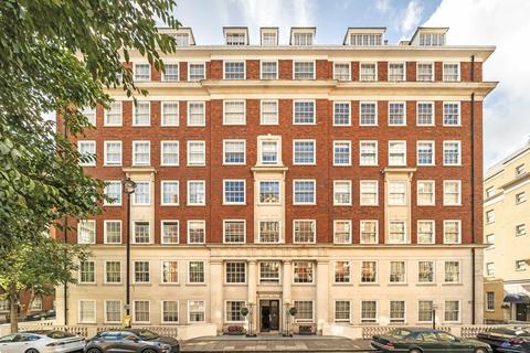 3 bedroom flat for sale, George Street, London W1H