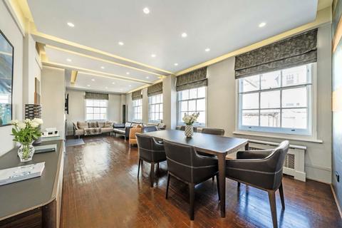 3 bedroom flat for sale, George Street, London W1H