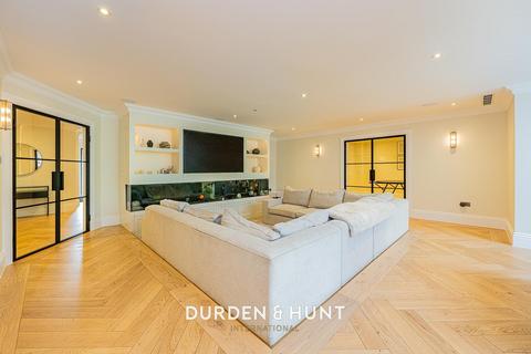 undefined, Bournebridge Lane, Stapleford Abbotts, RM4