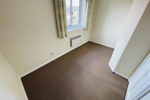 33 Barnsley Close, Atherstone, CV9 2DG
