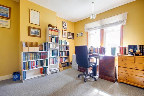 undefined, Fords Grove, London