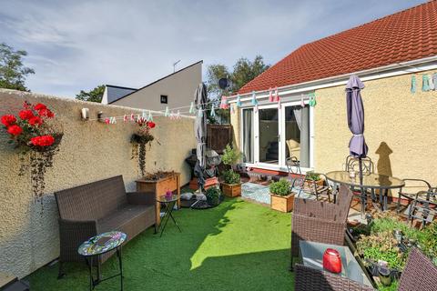 38 Braehead, Girdle Toll, Irvine, KA11 1BE