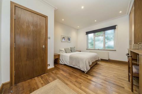 1 bedroom flat for sale, Sumatra Road, London NW6
