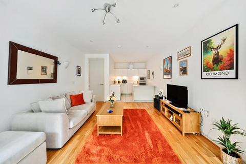 undefined, Melliss Avenue, Kew, TW9
