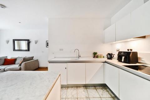 undefined, Melliss Avenue, Kew, TW9