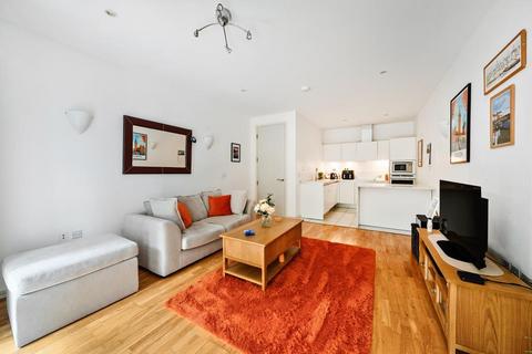 undefined, Melliss Avenue, Kew, TW9