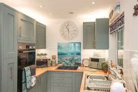 16 Gate Field Road, Bideford, EX39 3QX