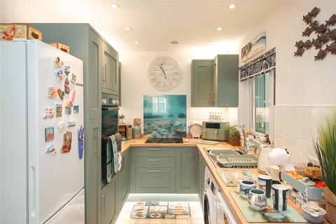 16 Gate Field Road, Bideford, EX39 3QX