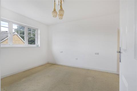 undefined, Avondale Gardens, Hounslow, TW4