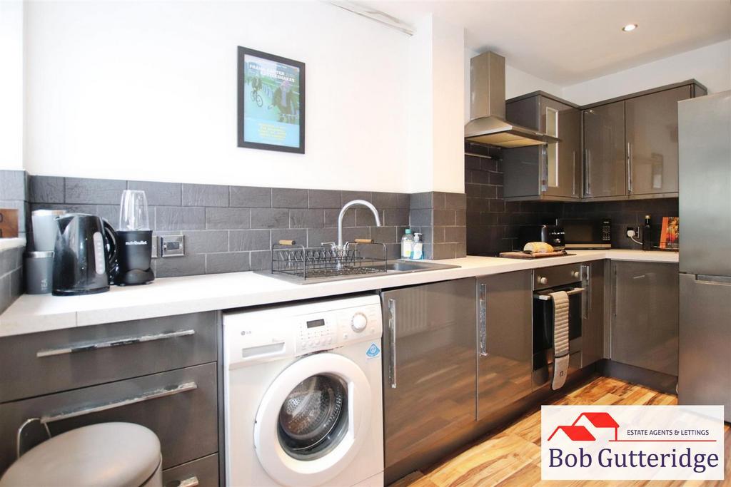 Fitted kitchen