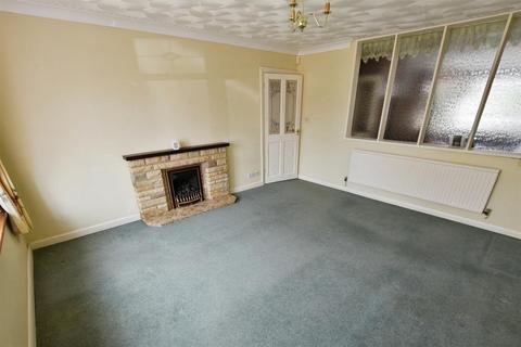 2 bedroom detached bungalow for sale, Cambridge Road, Stamford