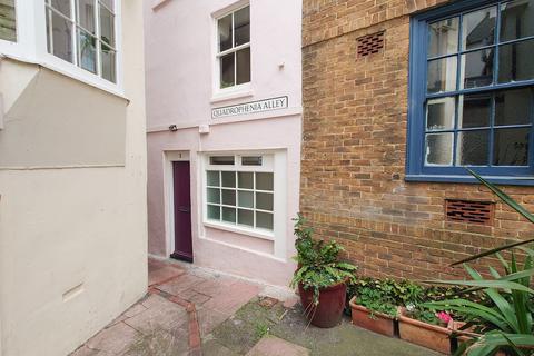2 bedroom semi-detached house for sale, Little East Street, Brighton (Quadrophenia Alley)