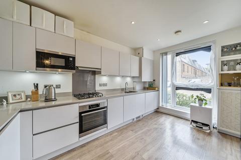 2 bedroom apartment for sale, Hera Avenue, Barnet, EN5