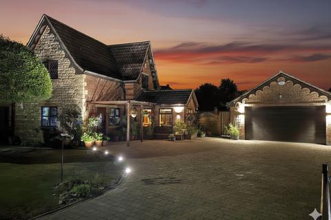 4 bedroom detached house for sale, Waltham on the Wolds LE14