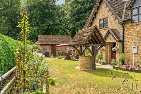 4 bedroom detached house for sale, Waltham on the Wolds LE14
